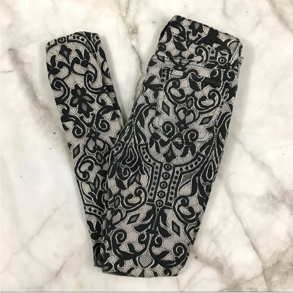 7 For All Mankind Black and White Skinny Jeans with Ornate Pattern